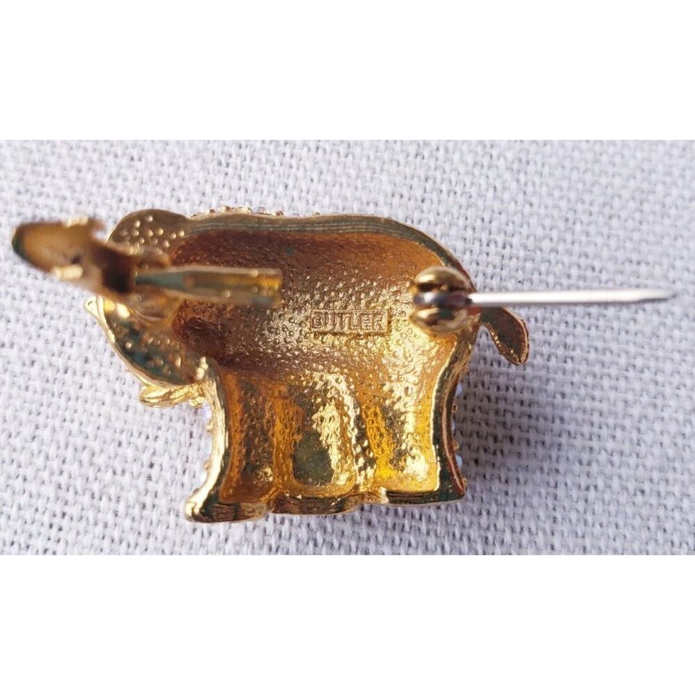 Vintage Signed Butler Gold Tone Rhinestone Bejeweled Elephant Brooch Dainty - Picture 7 of 8